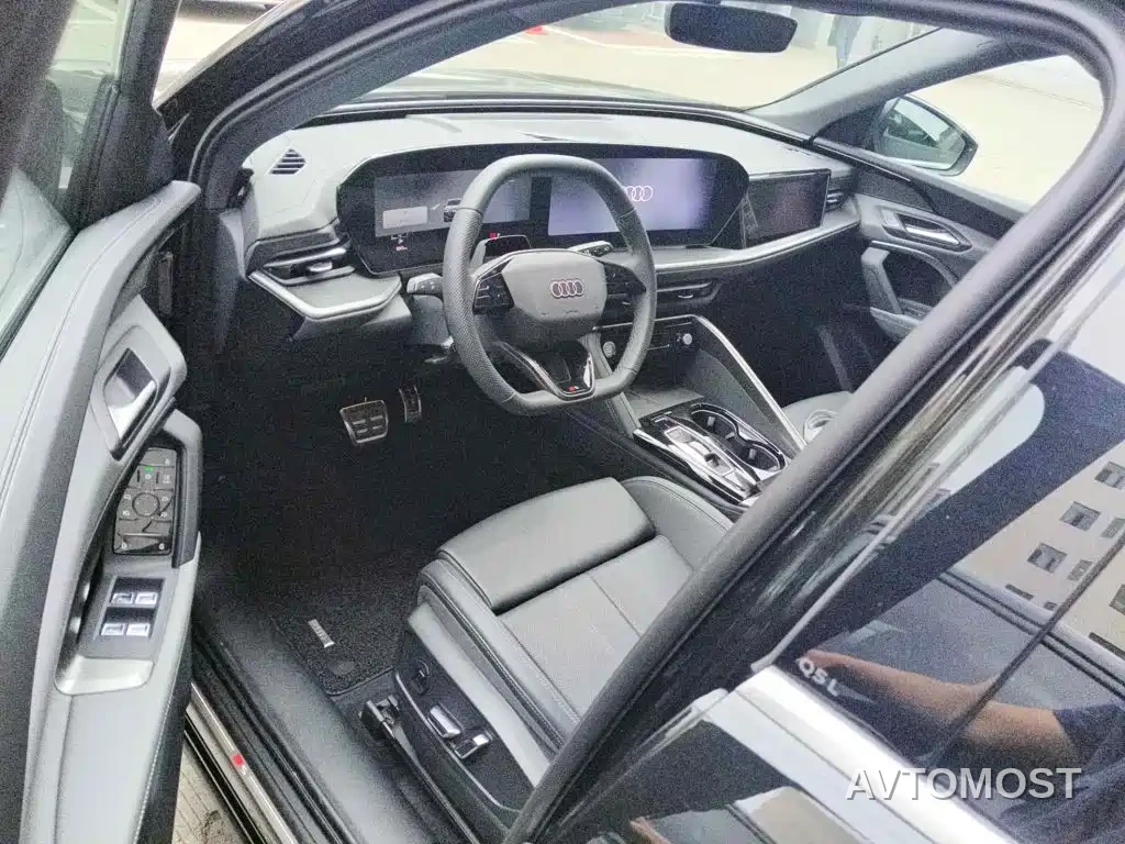 Audi Q5L 2026 Model Base Version — фото 8