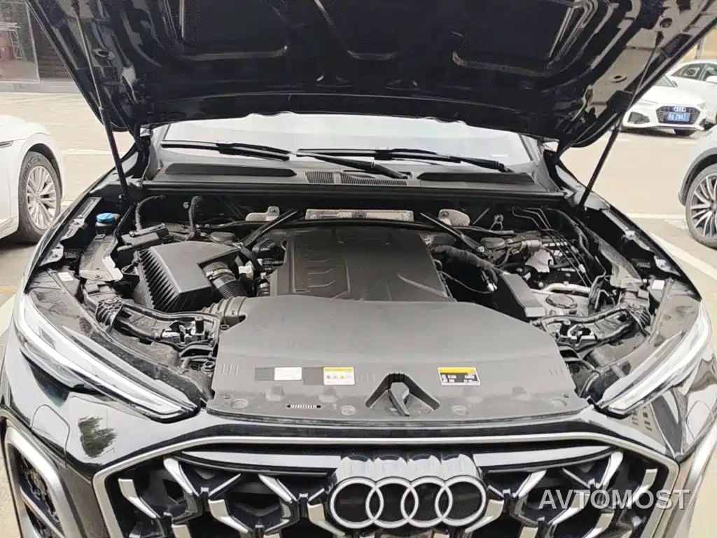 Audi Q5L 2026 Model Base Version — фото 9