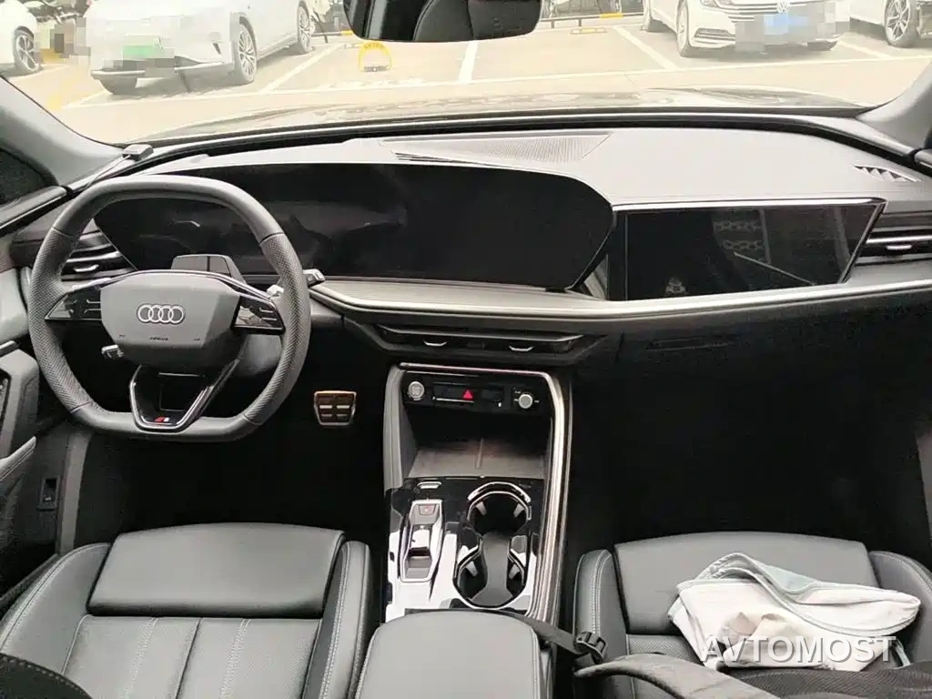 Audi Q5L 2026 Model Base Version — фото 11