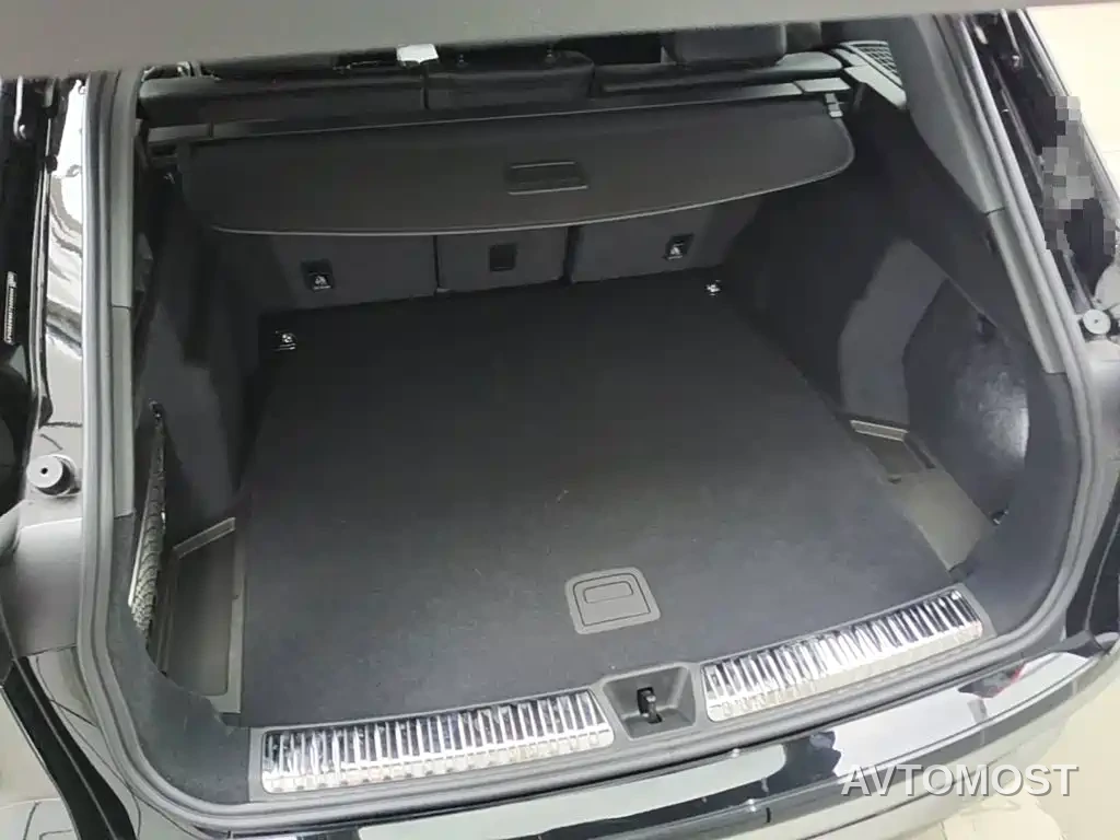Audi Q5L 2026 Model Base Version — фото 12