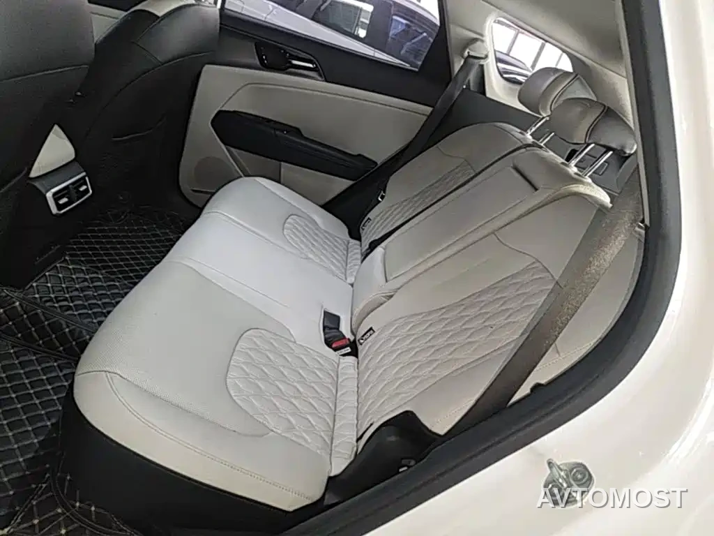Kia Sportage 2023 2.0L HEV 2WD Flagship Edition — фото 10
