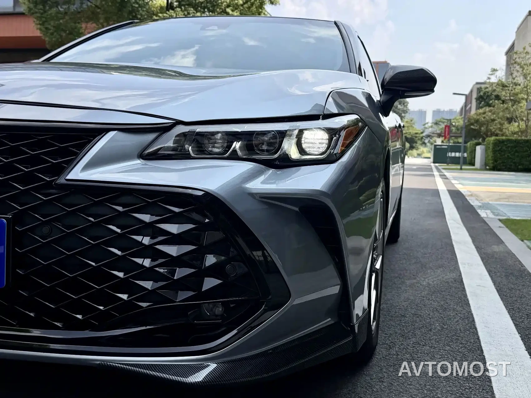 Toyota Avalon 2022 Hybrid 2.5L Luxury Edition — фото 4