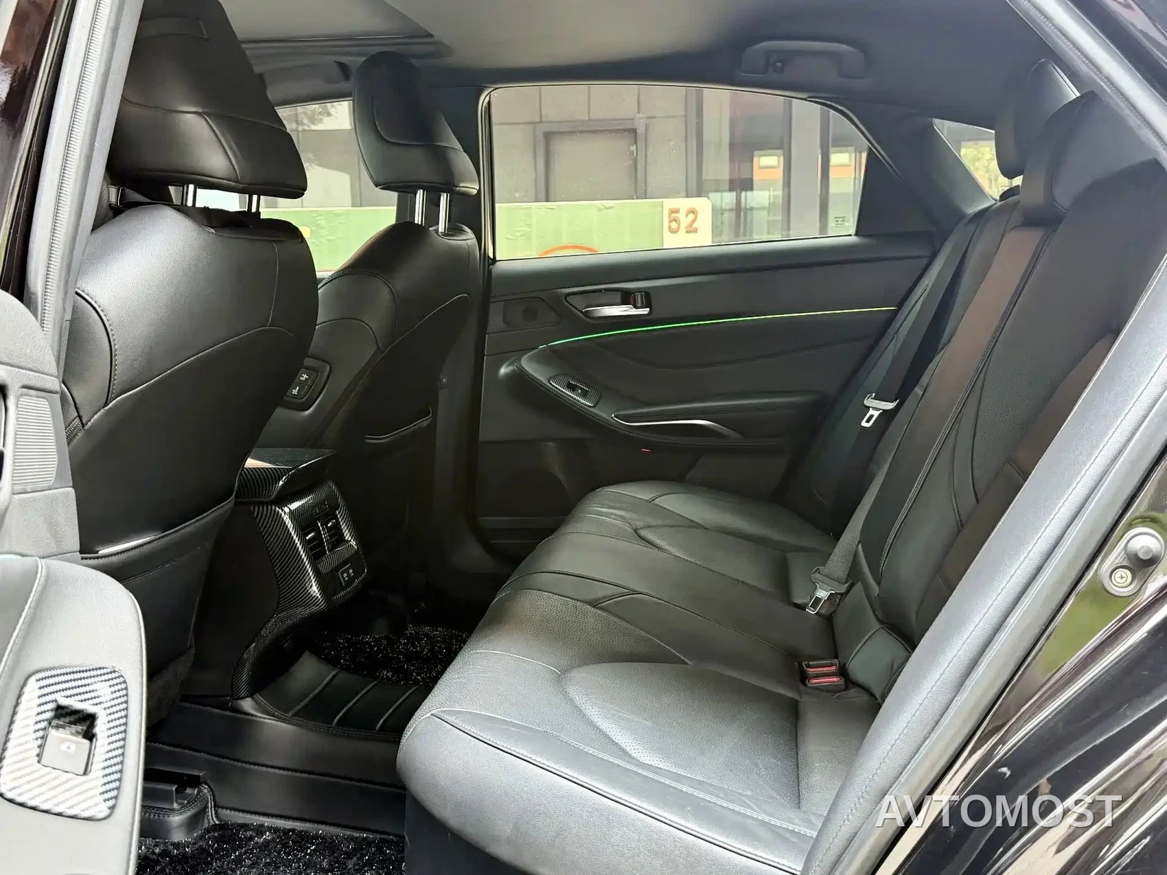 Toyota Avalon 2022 Hybrid 2.5L Luxury Edition — фото 21
