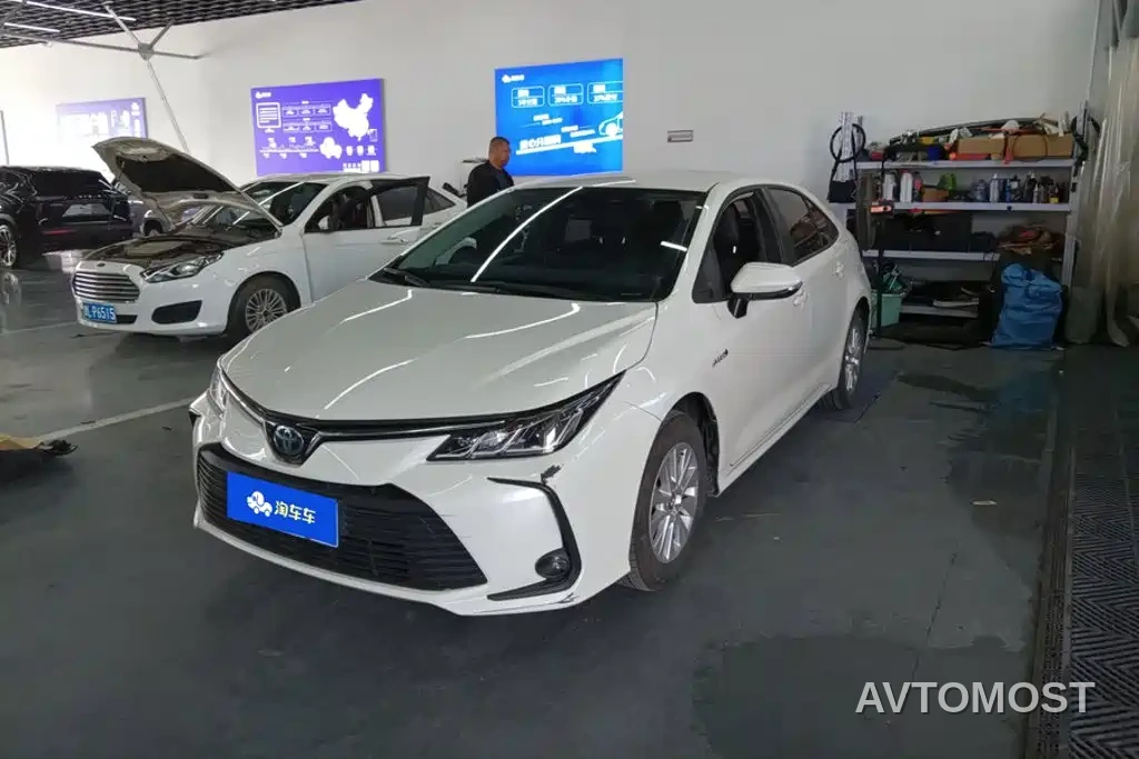 Toyota Corolla 2021 Hybrid 1.8L E-CVT Pioneer Edition — фото 1