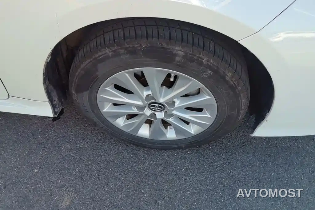 Toyota Corolla 2021 Hybrid 1.8L E-CVT Pioneer Edition — фото 5