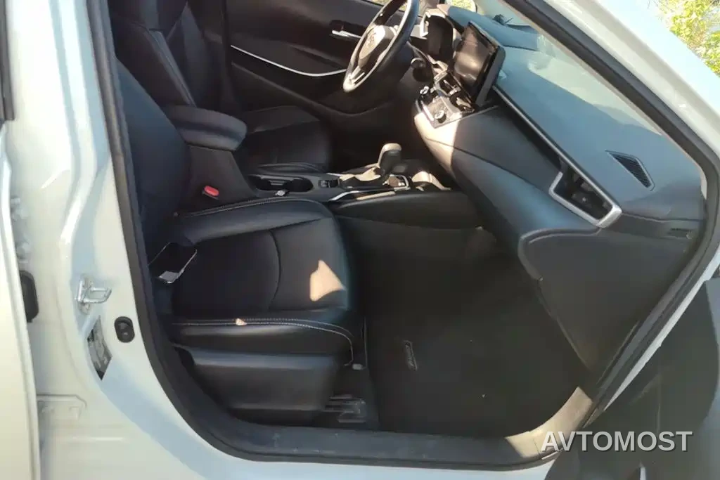 Toyota Corolla 2021 Hybrid 1.8L E-CVT Pioneer Edition — фото 7
