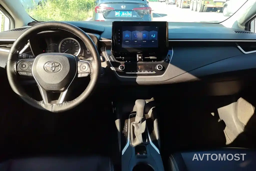 Toyota Corolla 2021 Hybrid 1.8L E-CVT Pioneer Edition — фото 11