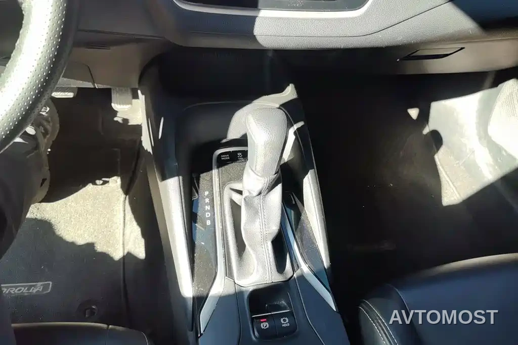 Toyota Corolla 2021 Hybrid 1.8L E-CVT Pioneer Edition — фото 15