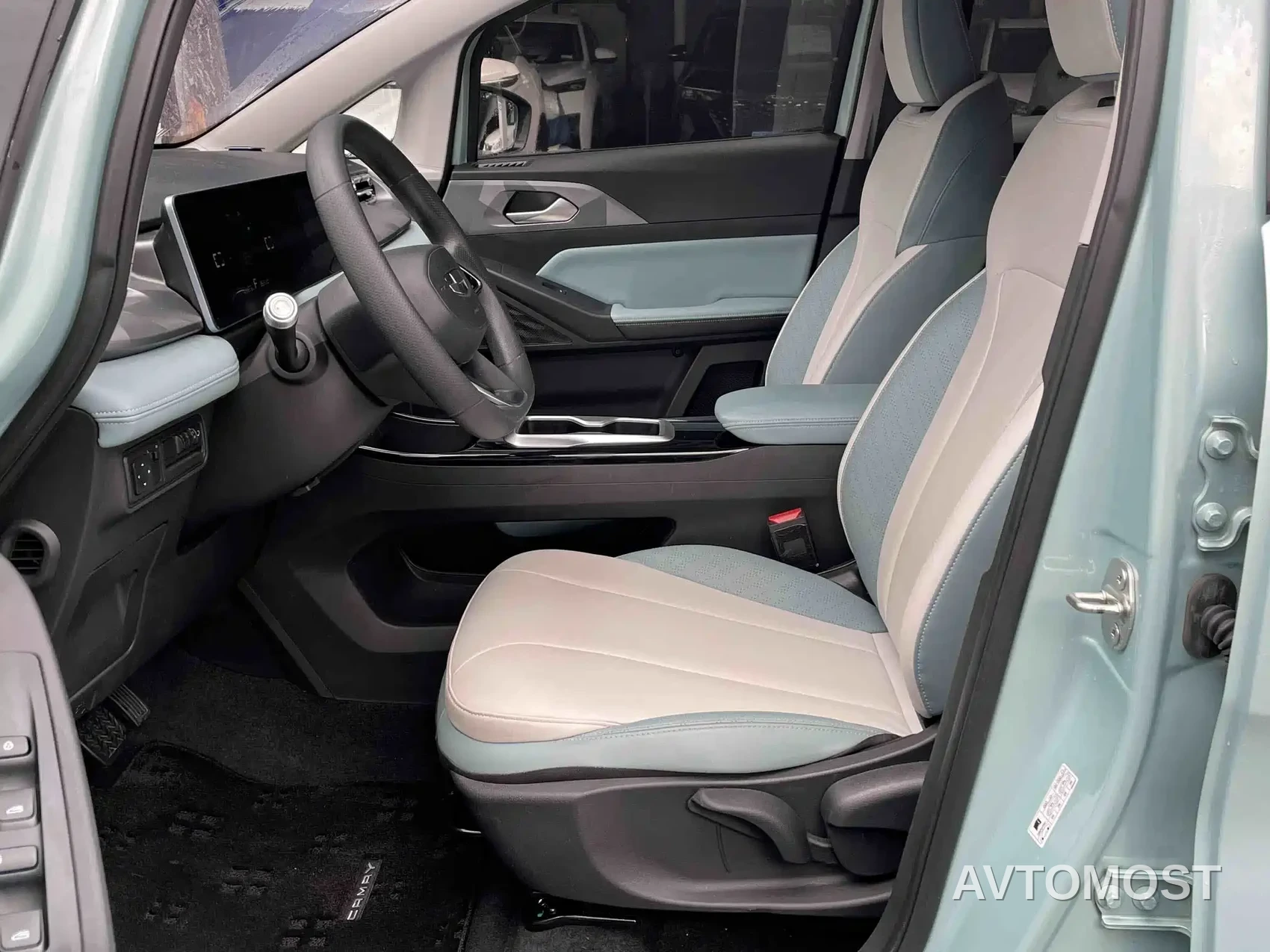 Geely Geometry E Firefly 2024 Model 301km Starlight — фото 3