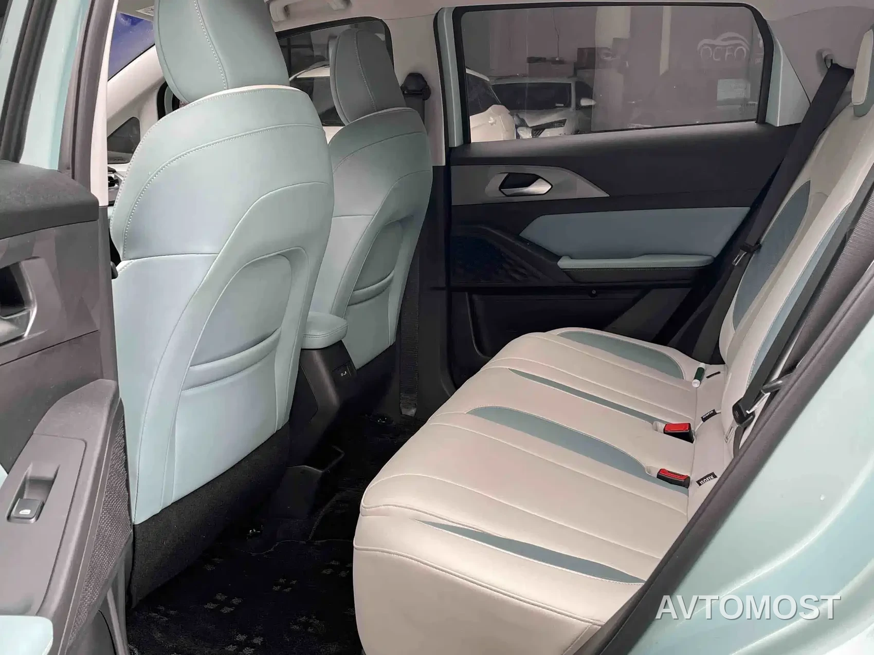 Geely Geometry E Firefly 2024 Model 301km Starlight — фото 4