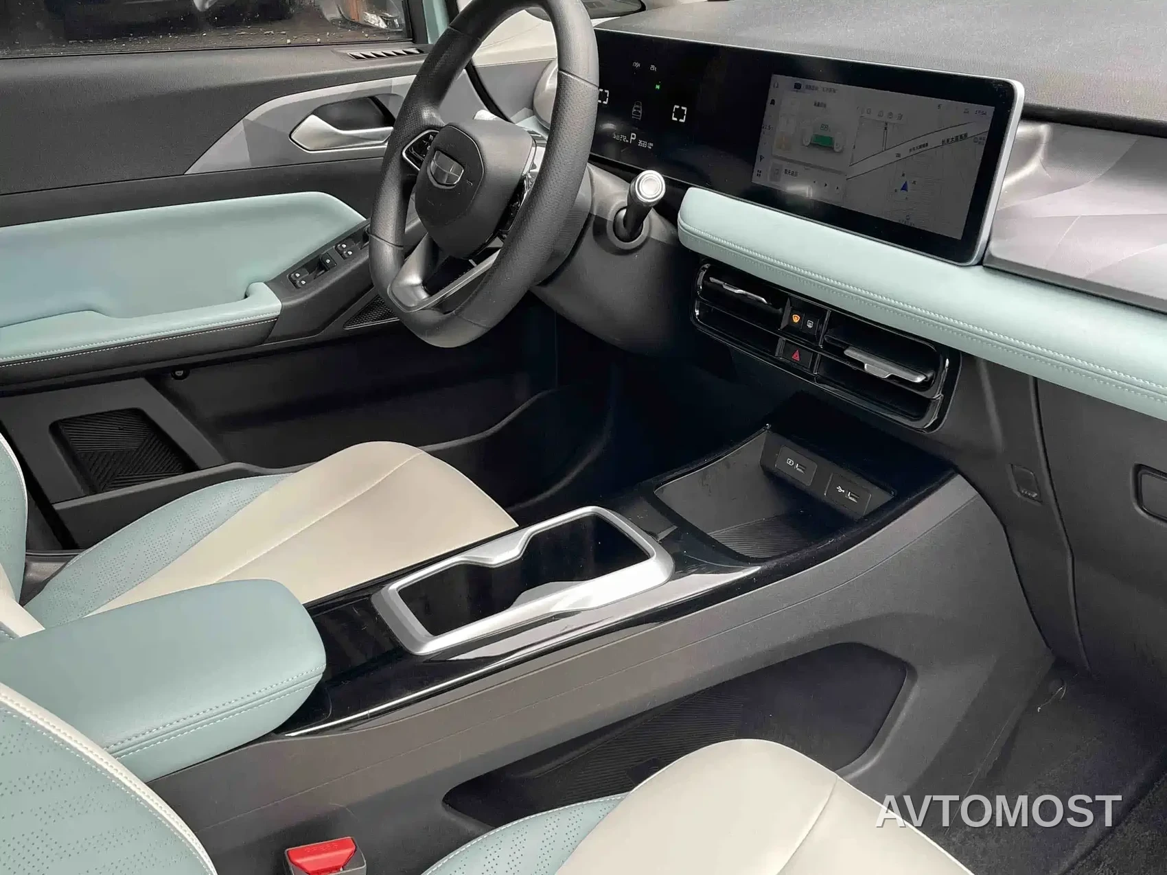 Geely Geometry E Firefly 2024 Model 301km Starlight — фото 6