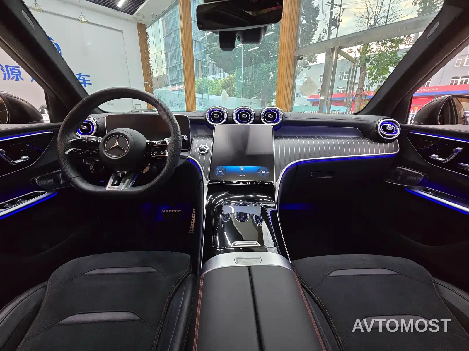 Mercedes-Benz GLC AMG 2024 AMG GLC 43 4MATIC — фото 6