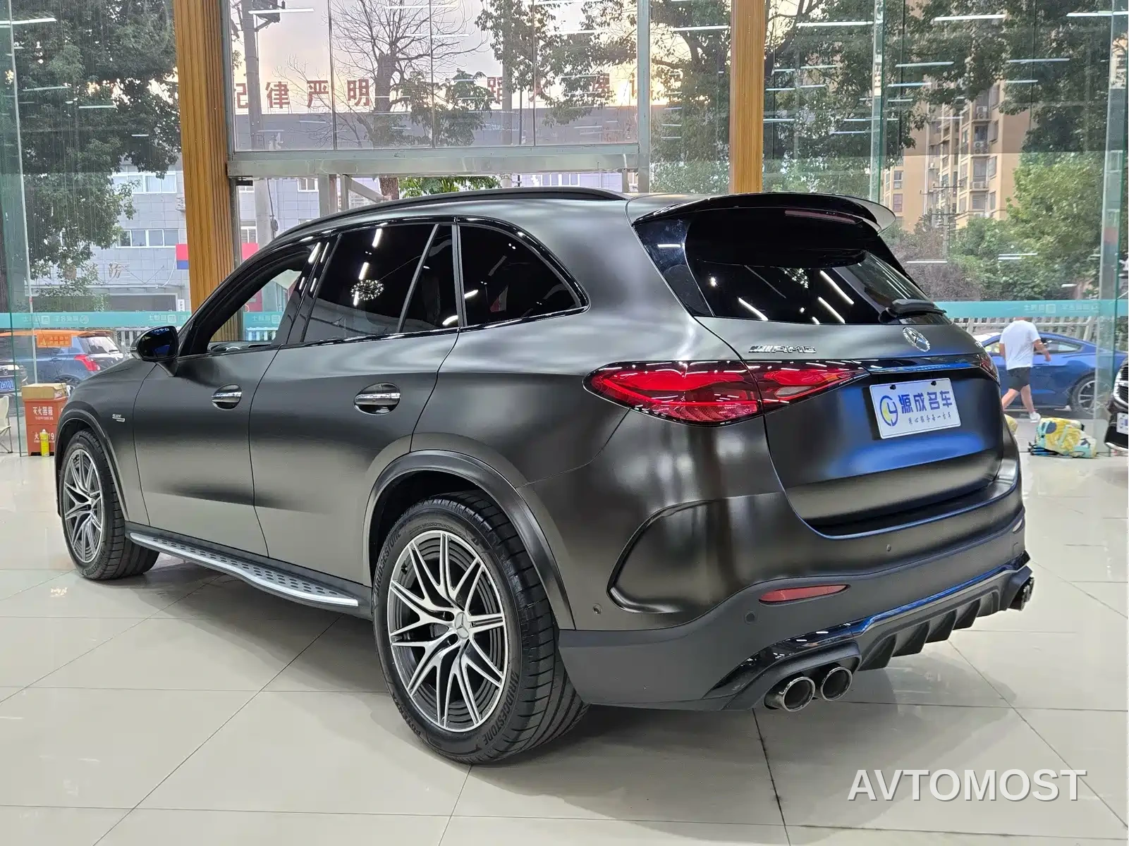 Mercedes-Benz GLC AMG 2024 AMG GLC 43 4MATIC — фото 13