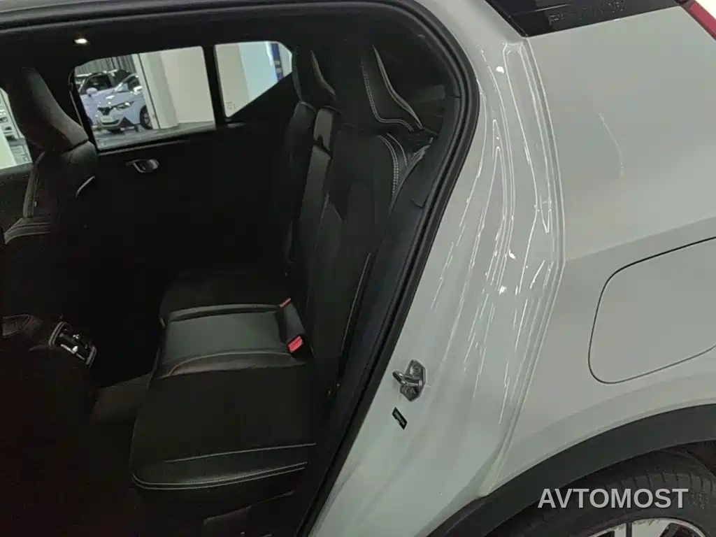 Volvo XC40 New Energy 2021 P8 EV AWD Elegant Sport — фото 17