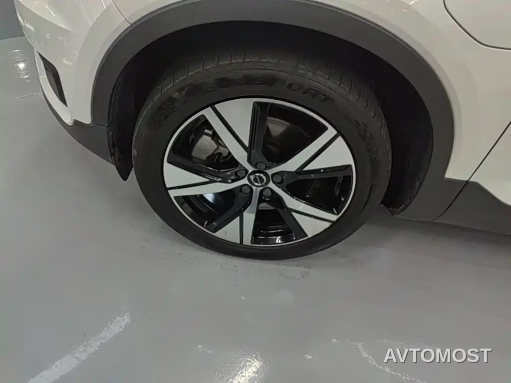 Volvo XC40 New Energy 2021 P8 EV AWD Elegant Sport — фото 23