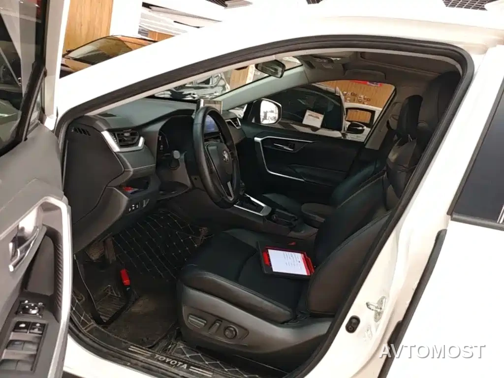 Toyota RAV4 Rongfang 2021 2.0L CVT 2WD Trend — фото 11