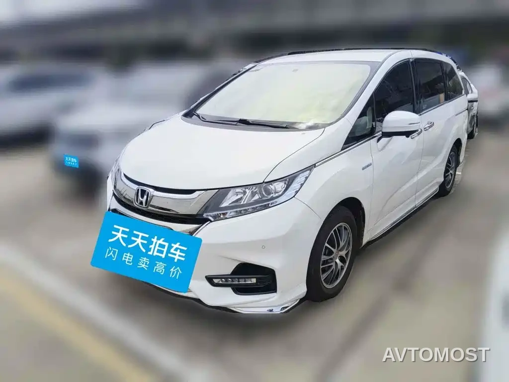 Honda Odyssey 2021 2.0L Sharp Comfort Edition — фото 1