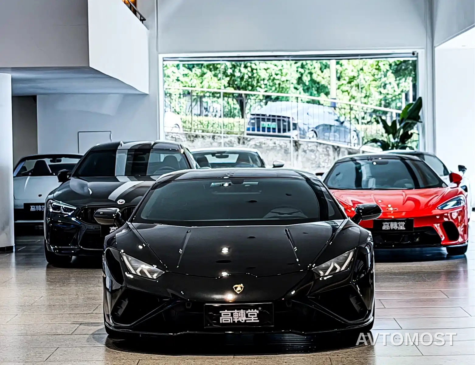 Lamborghini Huracán 2020 Huracán EVO RWD — фото 2