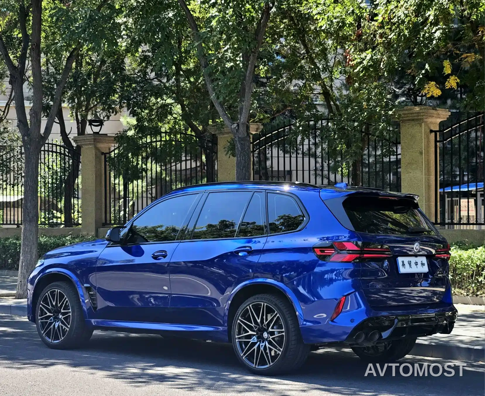 BMW X5 M 2023 Model X5 M Thunder Edition — фото 3