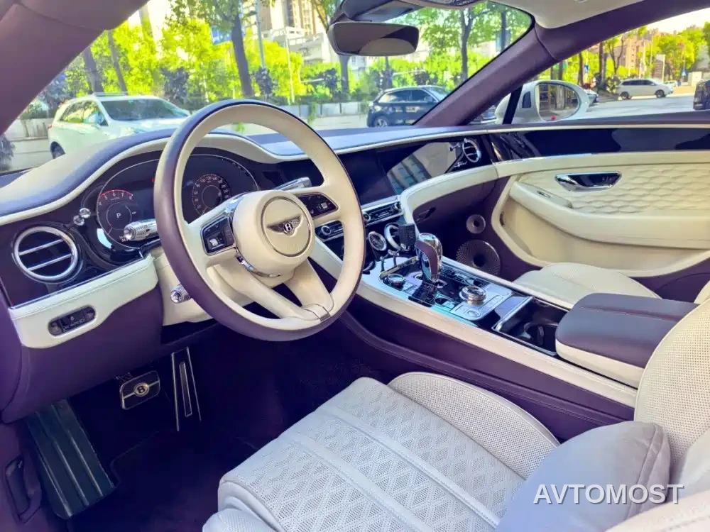 Bentley Continental Plug-in Hybrid 2025 GT Ultimate Edition — фото 4
