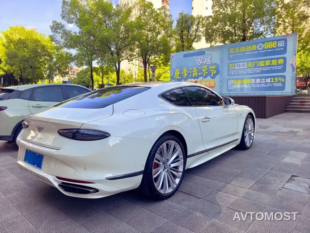 Bentley Continental Plug-in Hybrid 2025 GT Ultimate Edition — фото 7