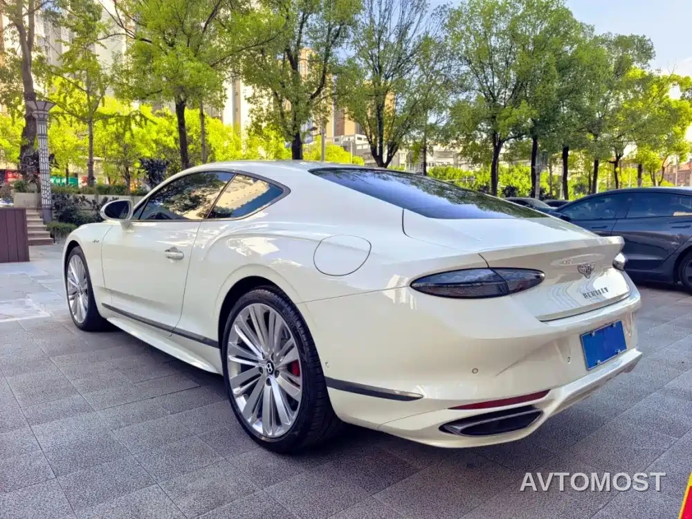 Bentley Continental Plug-in Hybrid 2025 GT Ultimate Edition — фото 8