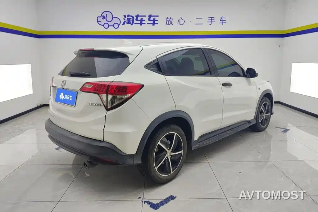 Honda Vezel 2020 1.5L CVT Pioneer — фото 3