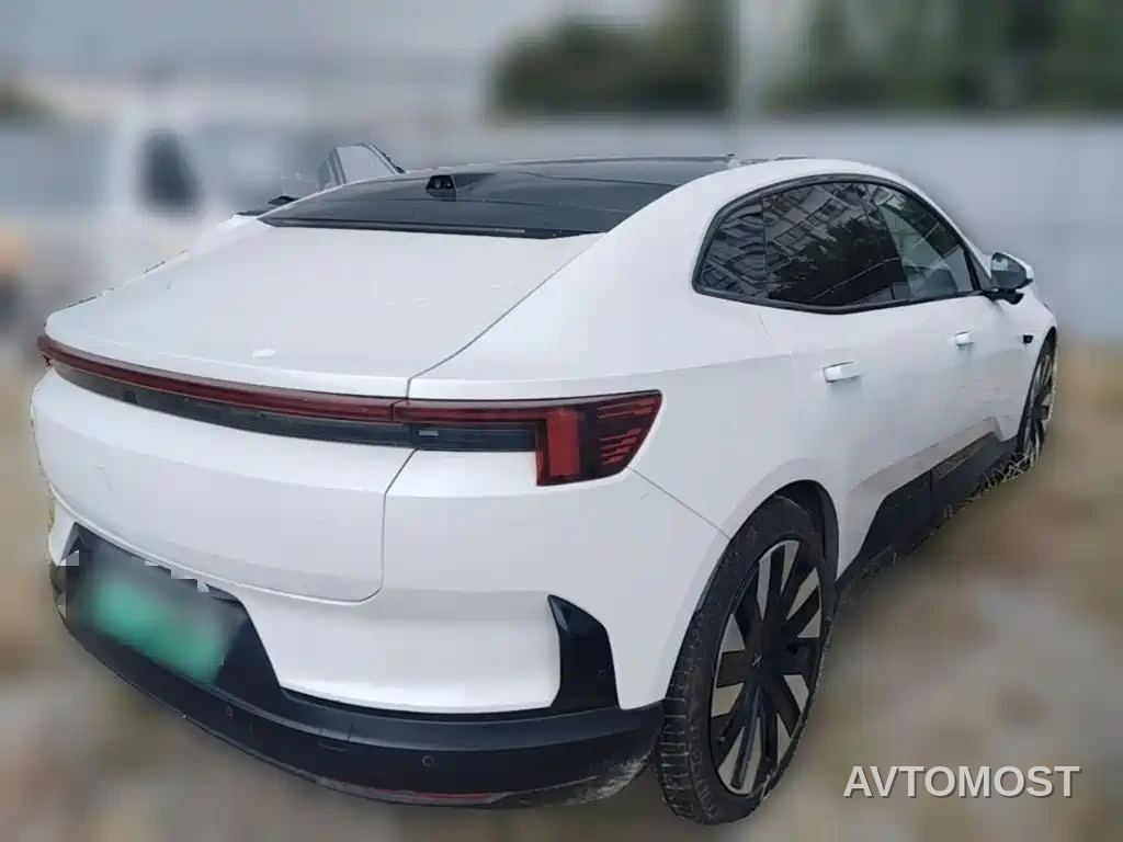 Polestar 4 2024 Dual Motor Long Range PLUS Twin-Star Connected Edition — фото 10