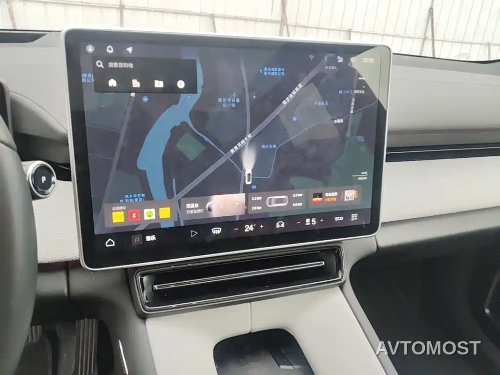 Polestar 4 2024 Dual Motor Long Range PLUS Twin-Star Connected Edition — фото 18