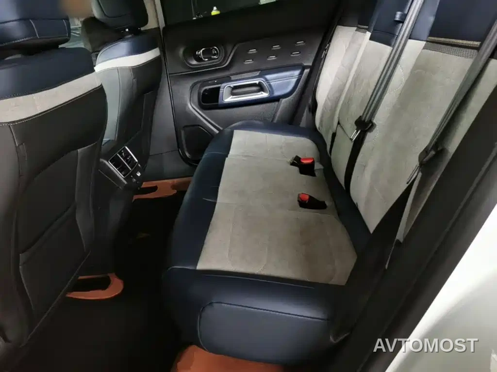 Citroën Tianyi C5 AIRCROSS 2022 Tianyi BEYOND 400THP Edition — фото 15