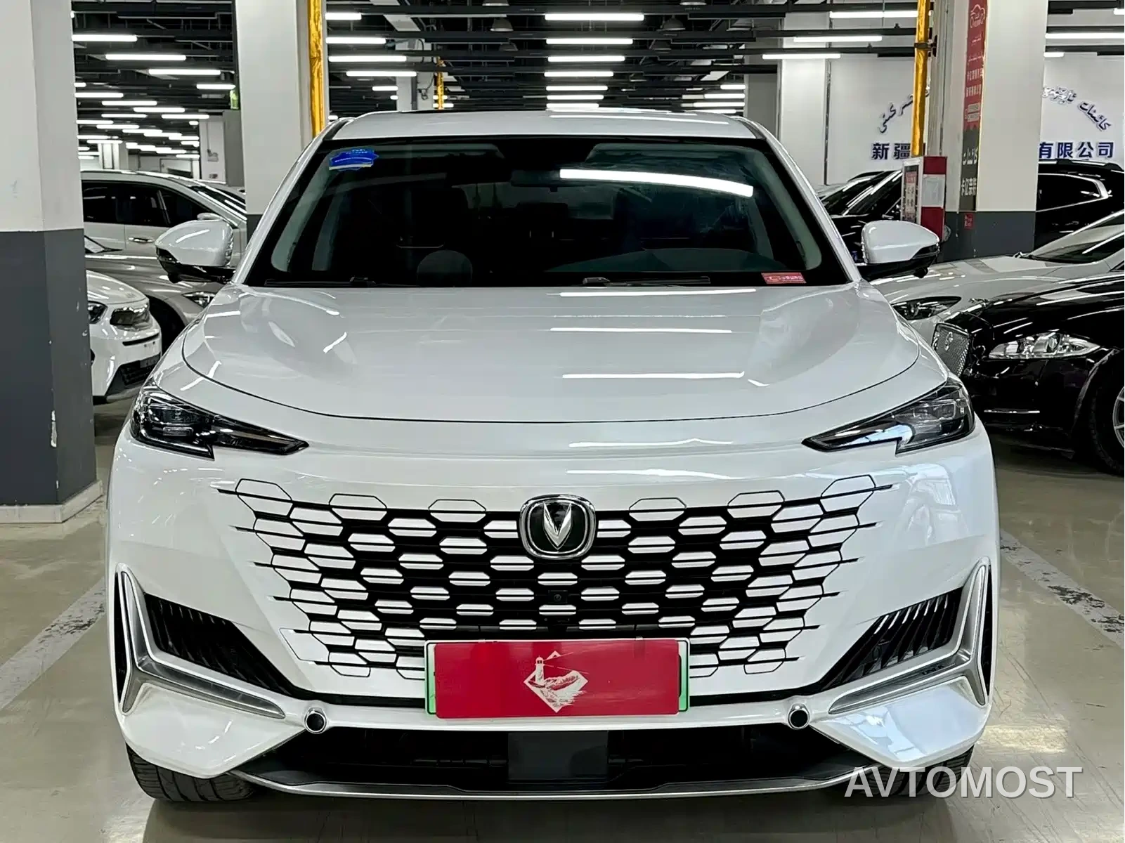 Changan UNI-K iDD 2022 Blue Whale iDD 130km 1.5T Premium — фото 2