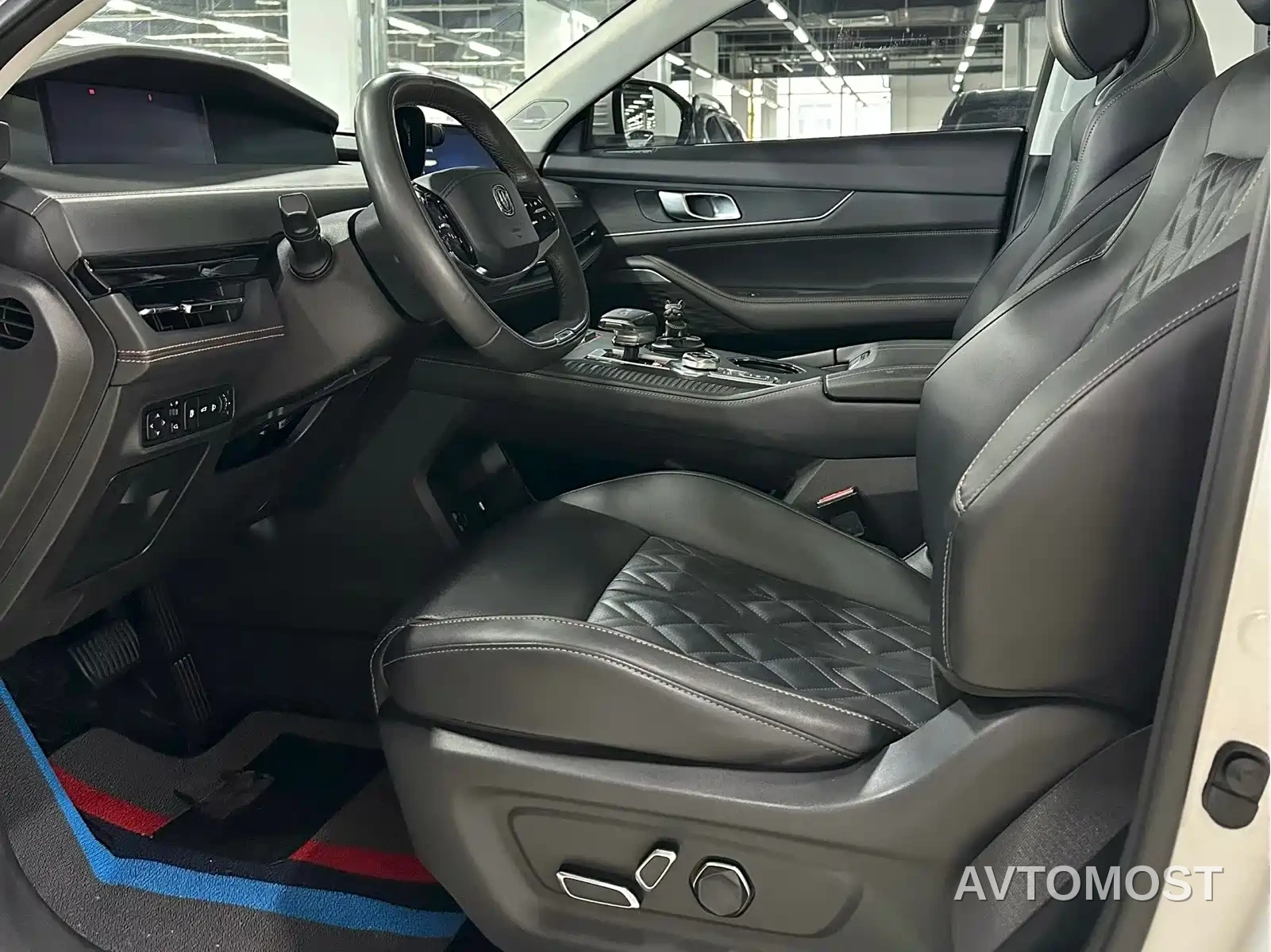 Changan UNI-K iDD 2022 Blue Whale iDD 130km 1.5T Premium — фото 4