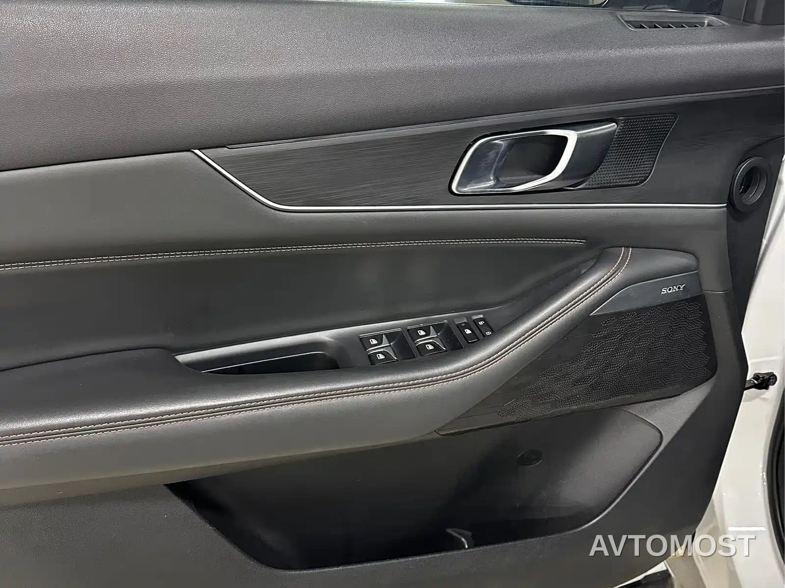 Changan UNI-K iDD 2022 Blue Whale iDD 130km 1.5T Premium — фото 11