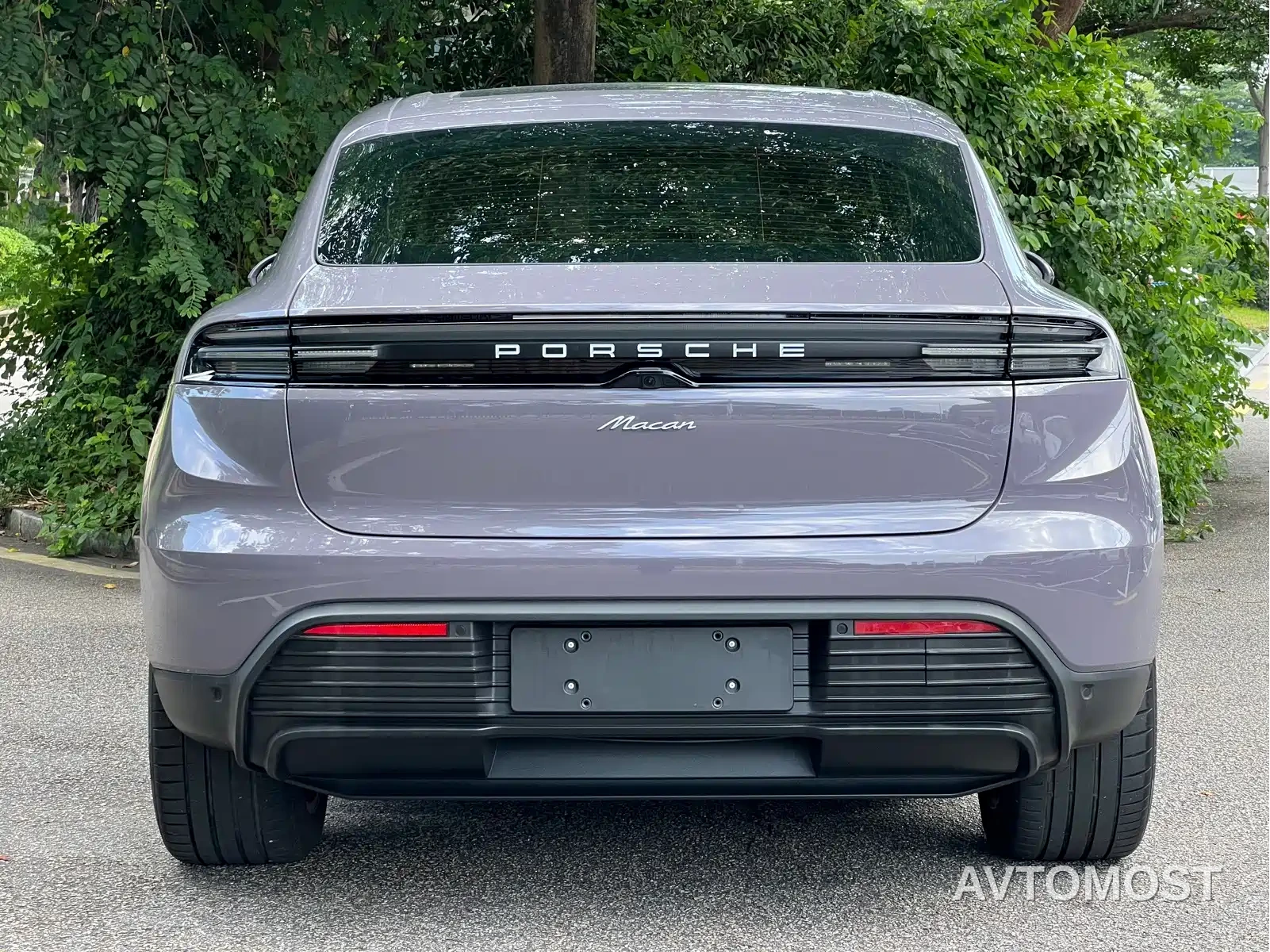 Porsche Macan EV 2024 Macan Long Range — фото 3
