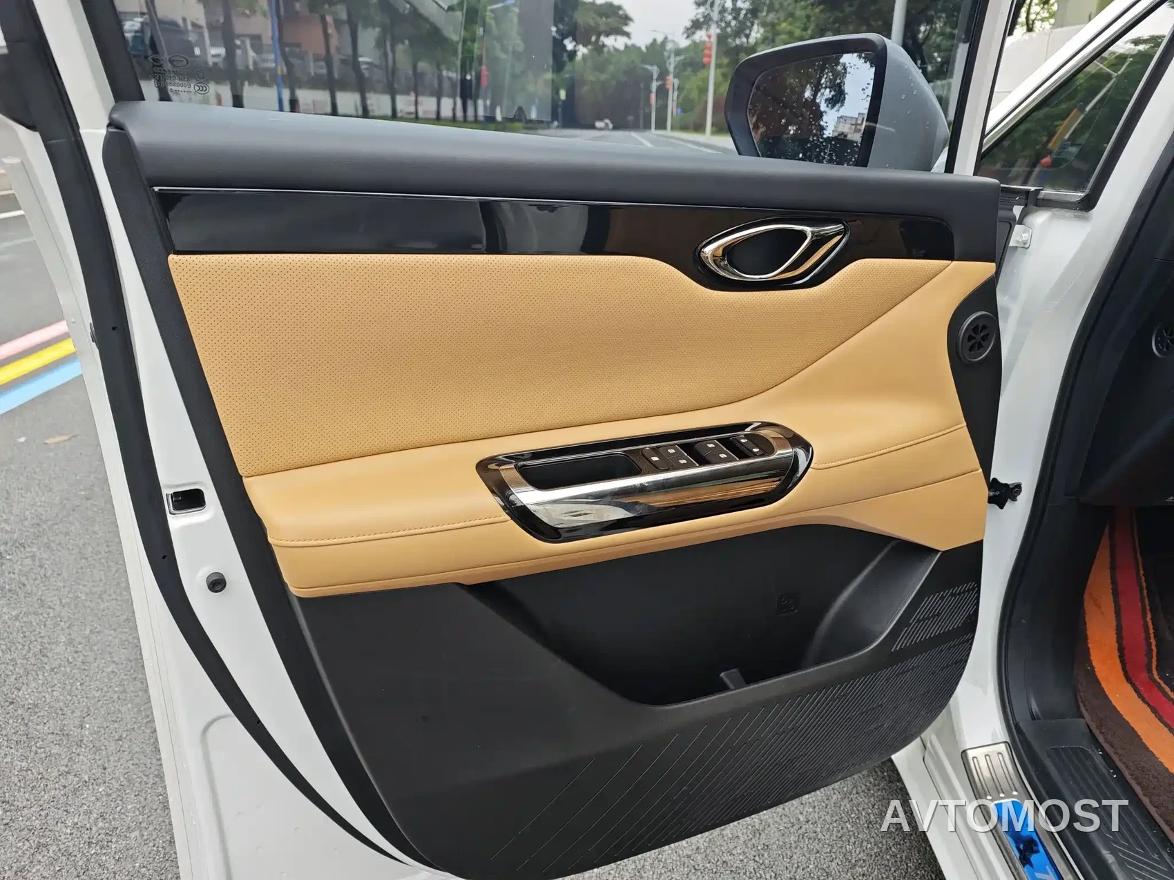 GAC Trumpchi E8 NEV 2025 150km PRO+ — фото 9
