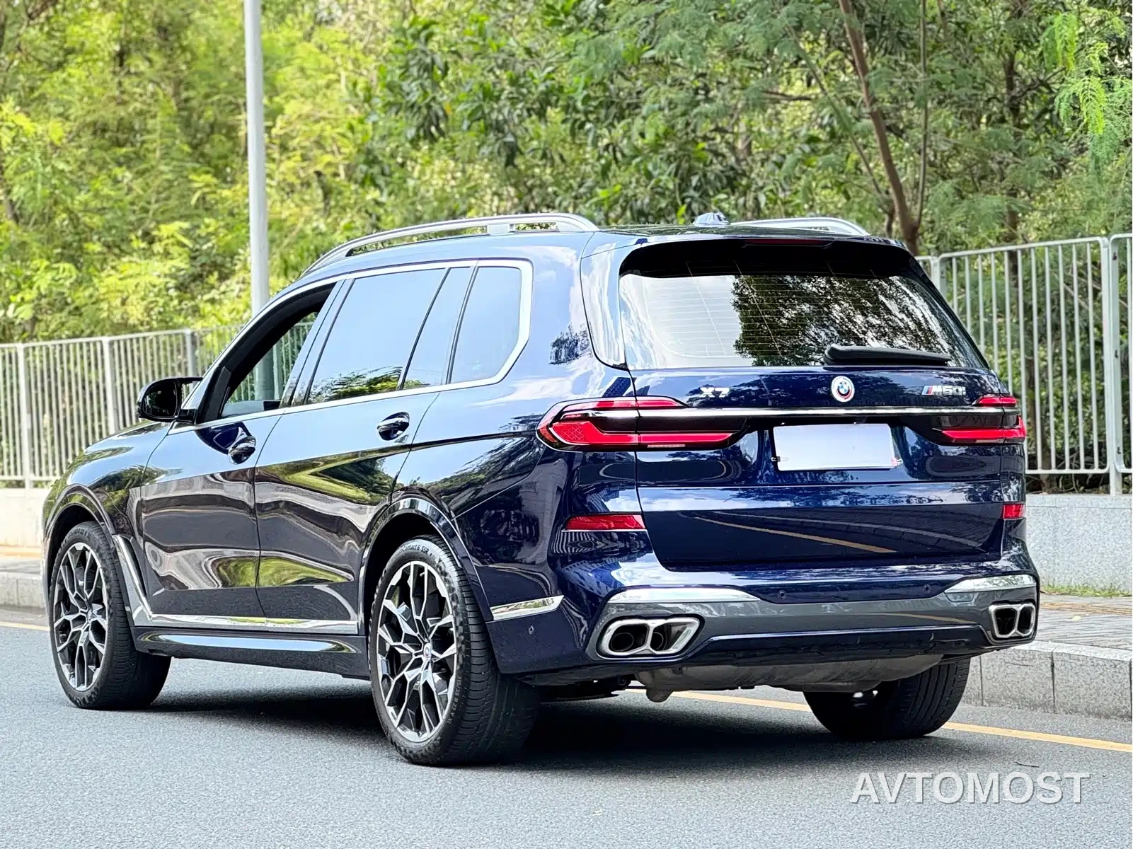 BMW X7 M60i 2023 xDrive M60i — фото 4