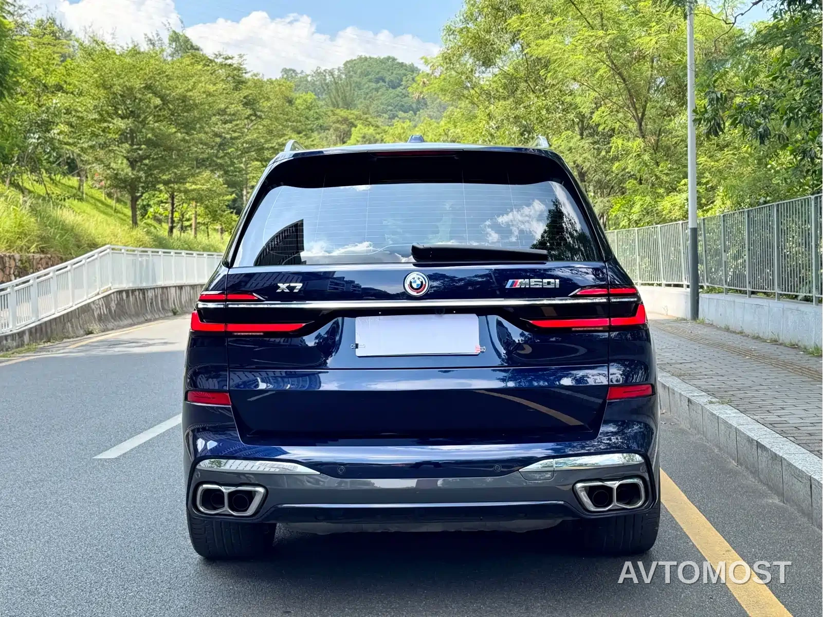 BMW X7 M60i 2023 xDrive M60i — фото 5
