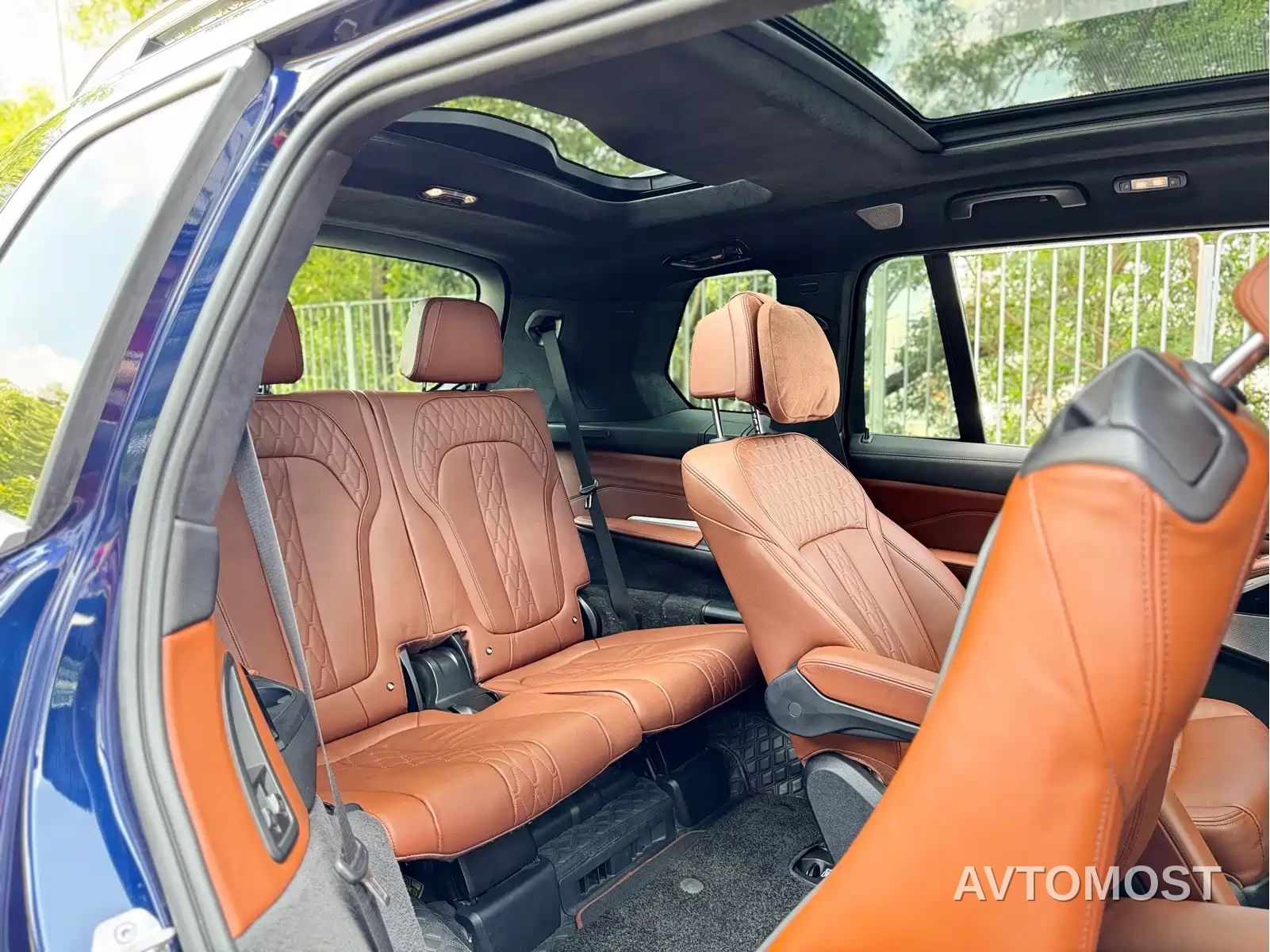 BMW X7 M60i 2023 xDrive M60i — фото 20