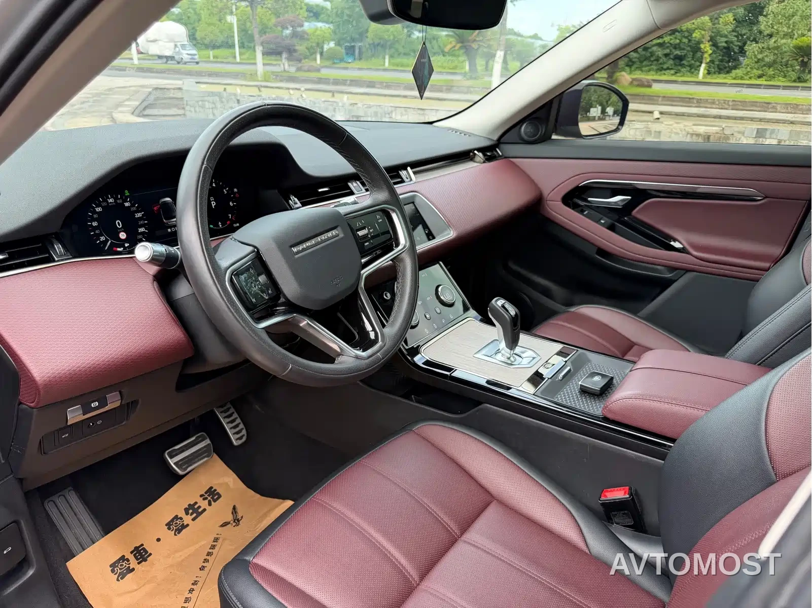Land Rover Range Rover Evoque 2022 Range Rover Evoque L 200PS R-Dynamic Standard Elite Edition — фото 8