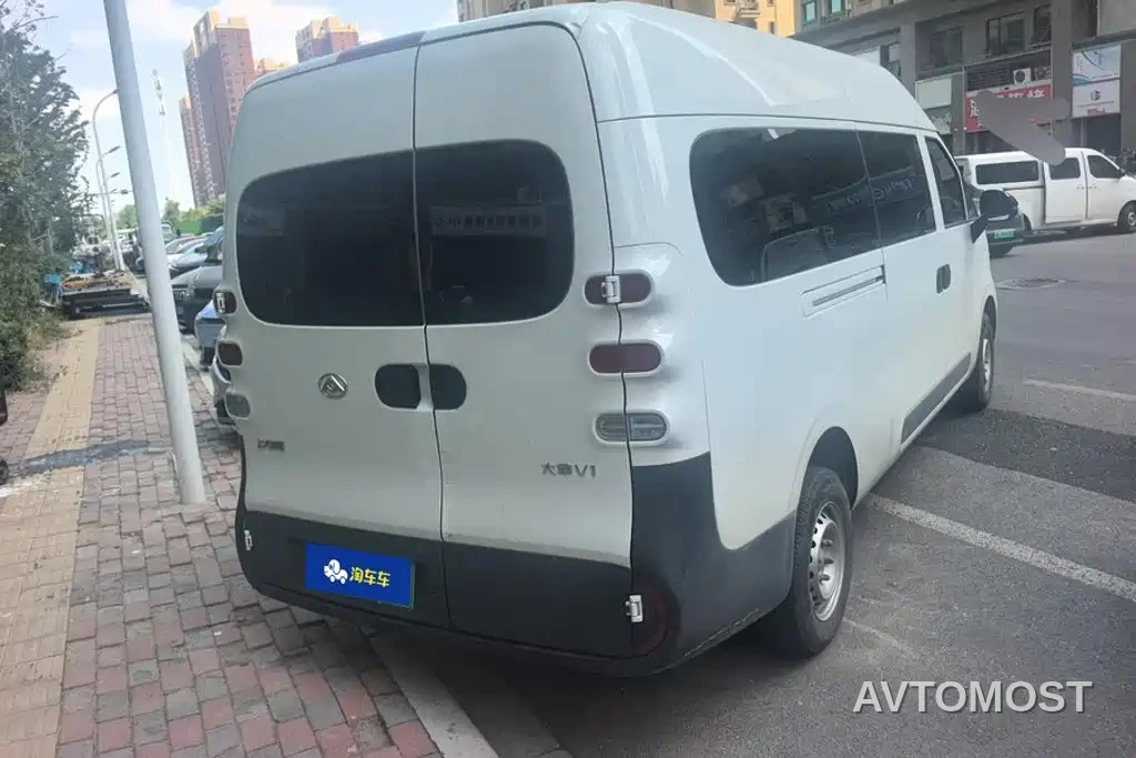 SAIC Maxus Dana V1L 2025 Model High Roof Multi-purpose Version 50kWh — фото 2
