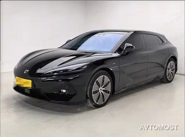 Denza Z9GT 2024 1100 AWD Max Launch Edition — фото 1