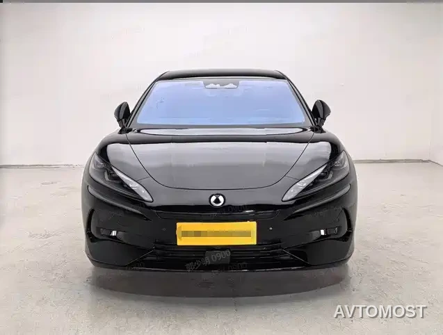 Denza Z9GT 2024 1100 AWD Max Launch Edition — фото 2
