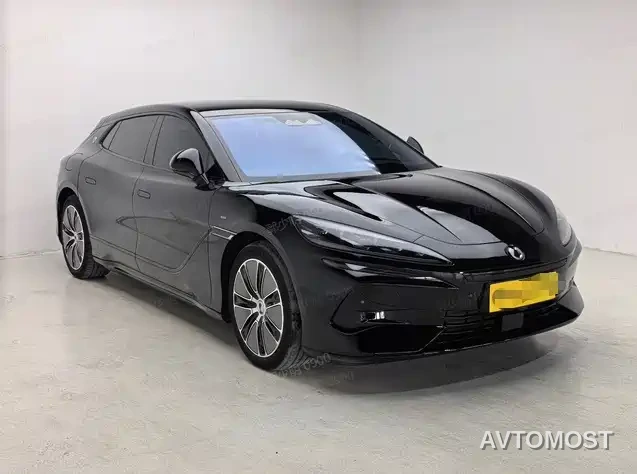 Denza Z9GT 2024 1100 AWD Max Launch Edition — фото 3