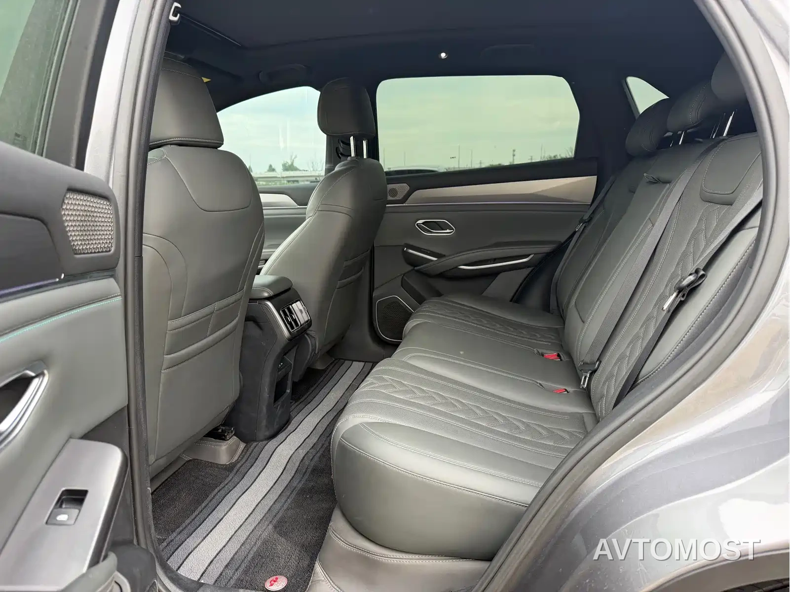 BYD Song L DM-i 2025 Smart Drive Edition 112km Surpassing — фото 10