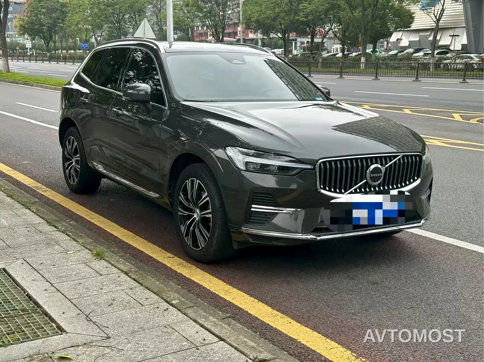 Volvo XC60 2022 B5 AWD Inscription — фото 3
