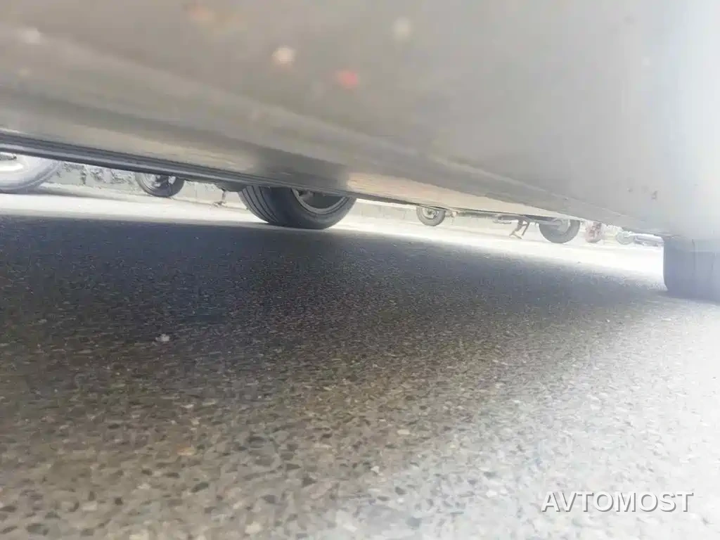 Tesla Model Y 2021 Standard Range Rear-Wheel Drive — фото 7