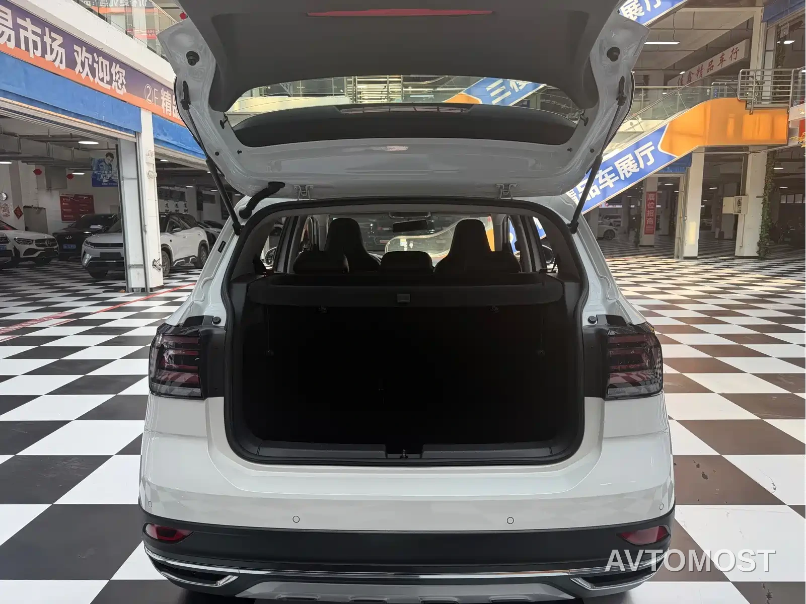 Volkswagen T-Cross 2022 1.5L Automatic Comfort Edition — фото 8