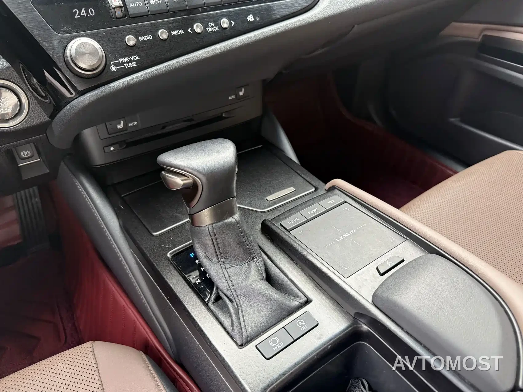 Lexus ES 2022 200 Excellence Edition — фото 15