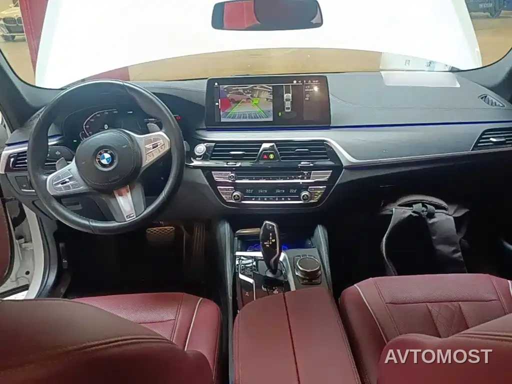 BMW 5 Series 2022 Model Second Facelift 530Li Leading M Sport Package — фото 9