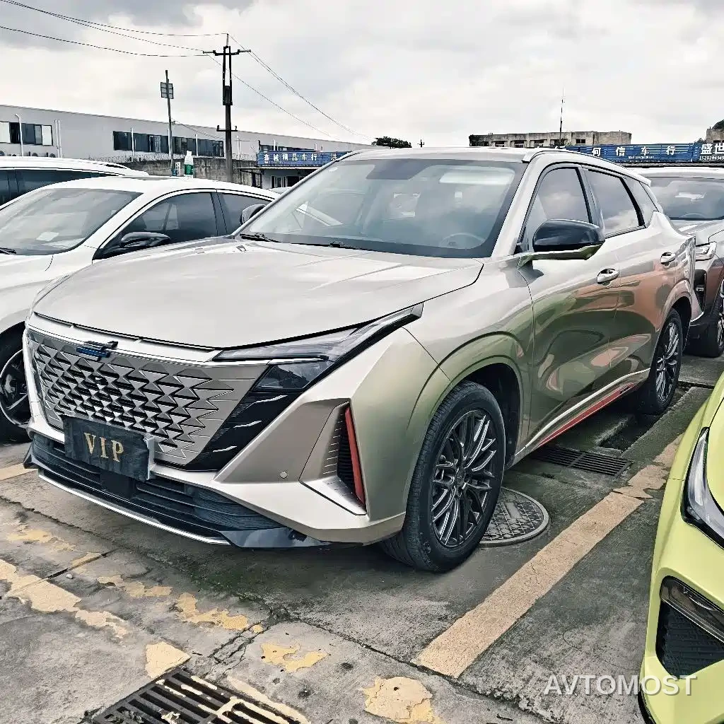 Changan Oshan Z6 2022 Blue Whale 1.5T DCT Intelligent Enjoyment — фото 1